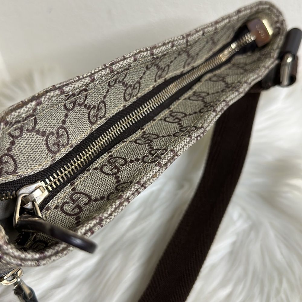 💯Authentic Gucci Crossbody Flat Messenger Bag🍀 - Picture 13 of 15
